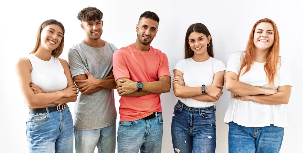 akrilik atölyesi mezunları