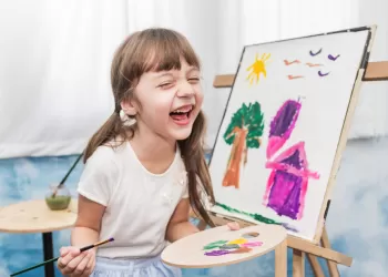 Hobi Edinmenin Çocuklara Yararları – Sosyal Becerileri Artacak!