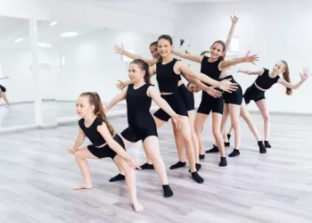 5-12 Yaş Arası Çocuklar İçin Yaz Okulu – Gelişimlerine Yazın da Destek Olun!