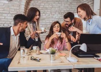 İş Stresine Ne İyi Gelir? İş Stresiyle Başa Çıkma Yolları Nelerdir?