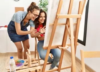 Resim Özel Ders mi Resim Kursu mu? Hangisi Daha Avantajlı?